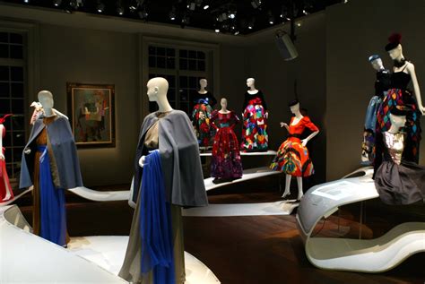 musee de yves saint laurent|yves saint laurent fondation.